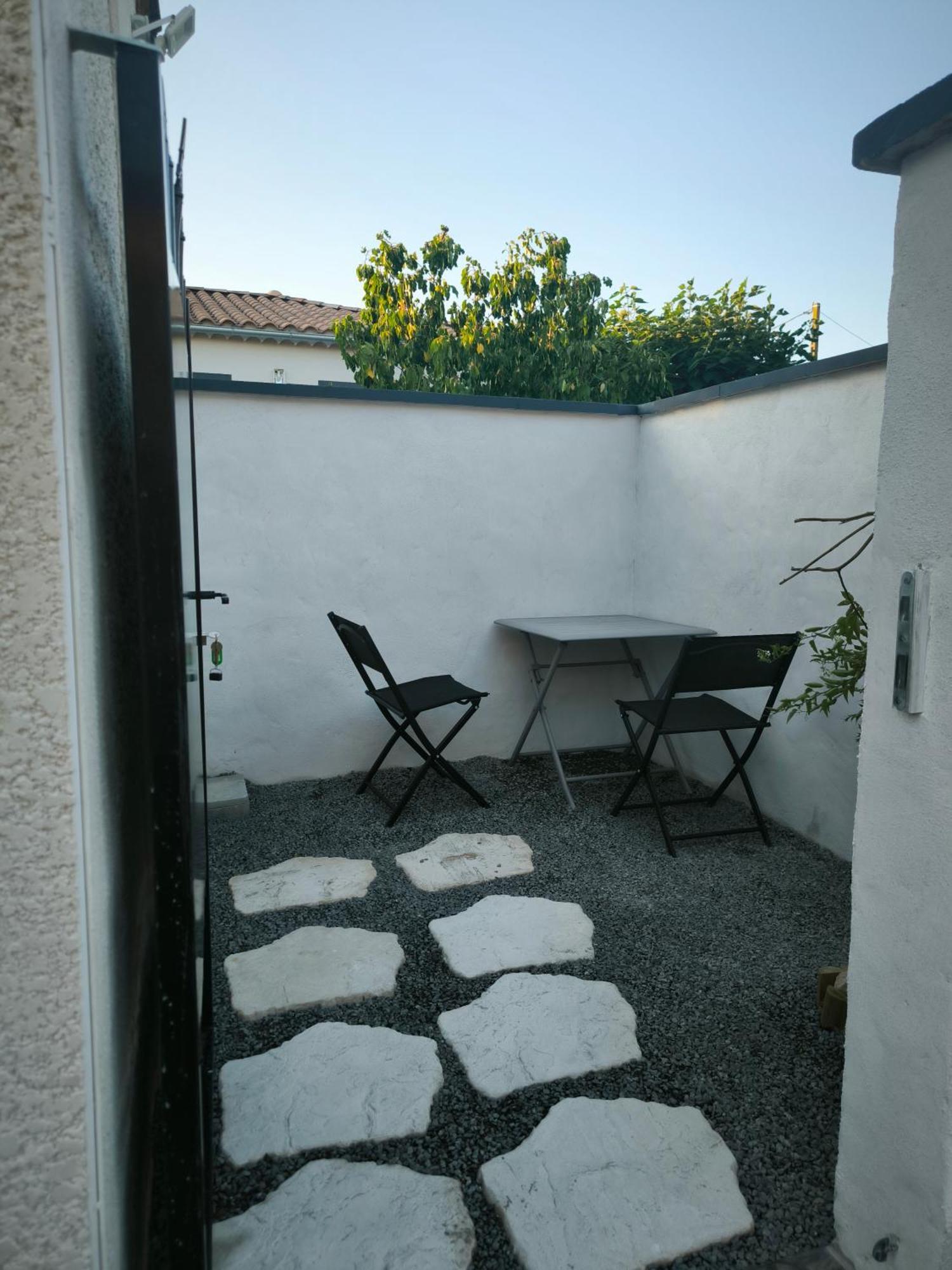 Appartement 2 Personnes *